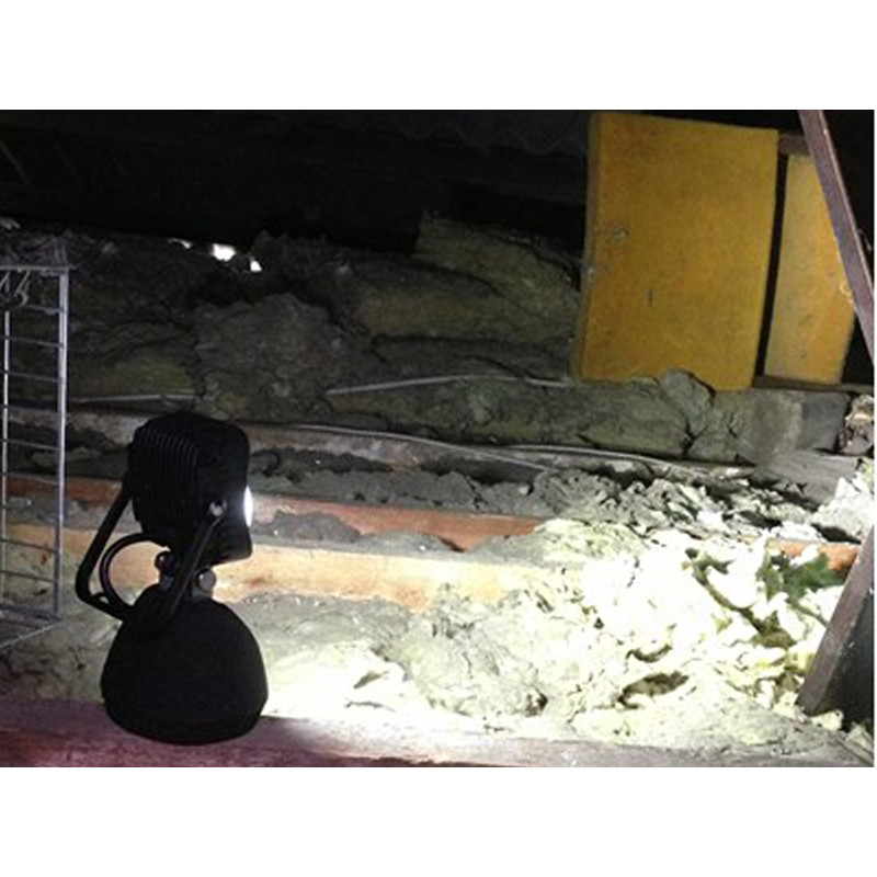 Mobil LED arbjdslampe m/magnetfod samt indbygget advarselsblink