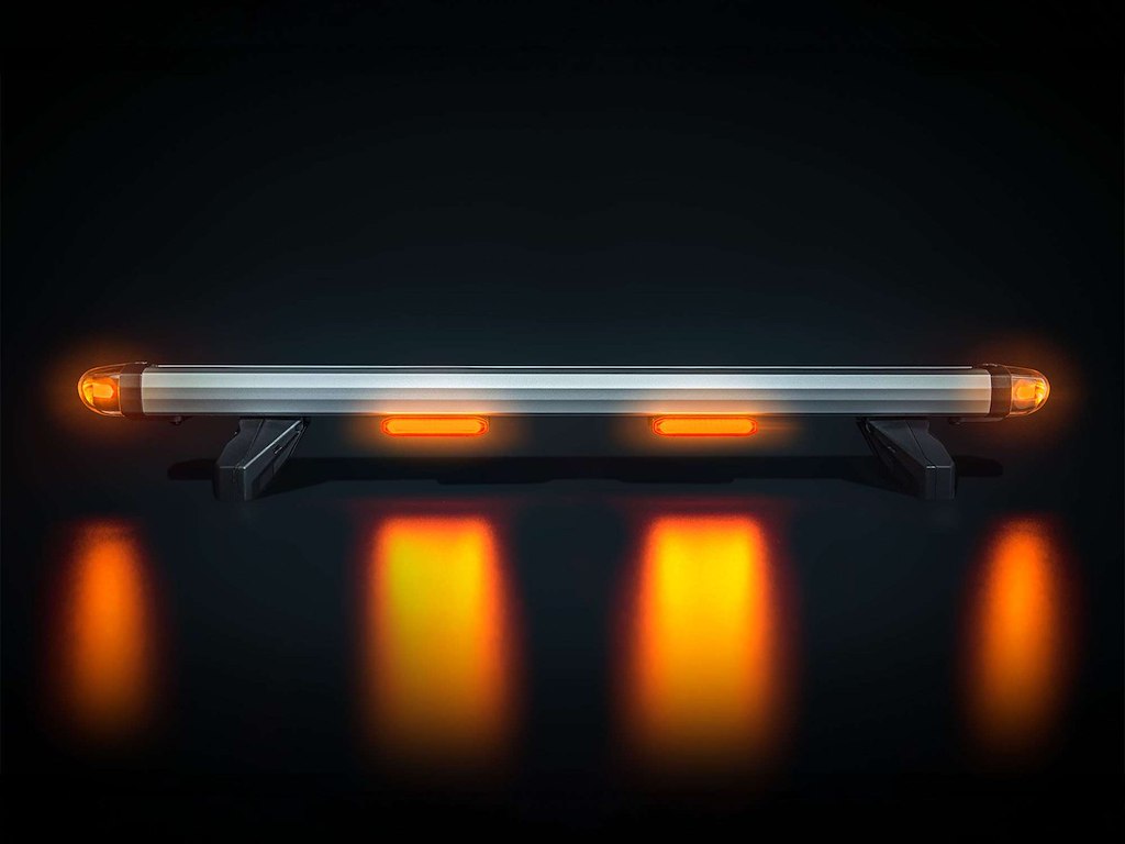 ﻿Modeltilpasset tagbøjle m. LED FLASH for Nissan NV300