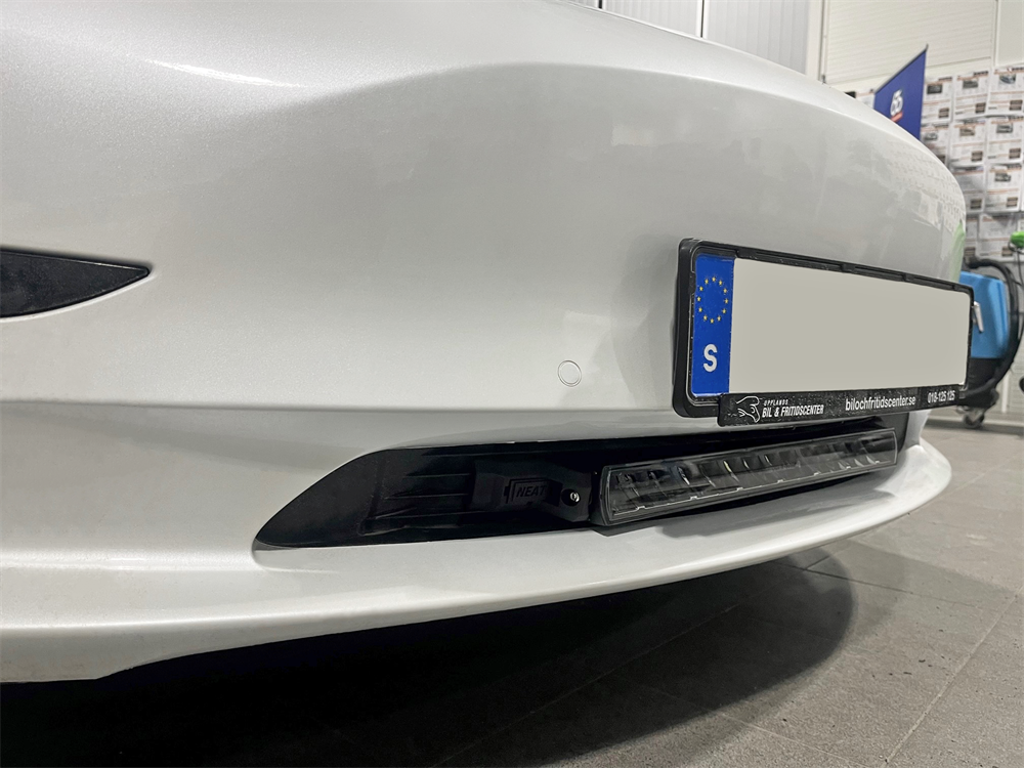 NEAT Smart Mount. Tesla Model 3 2017-2023. Super Captain One 600 Double Ref.